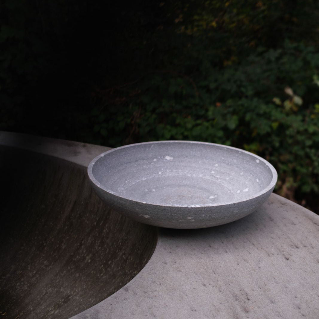 Schalen aus San Bernardino Gneis