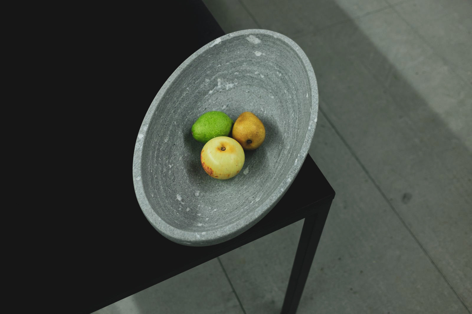 Schalen aus San Bernardino Gneis